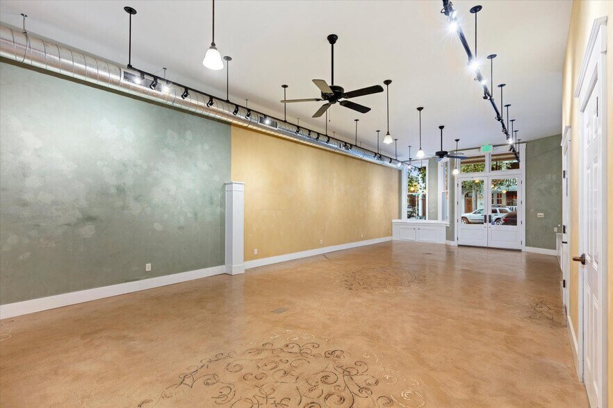 More Photos Of 902 S Main St, Buena Vista Storefront Retail Residential For Sale