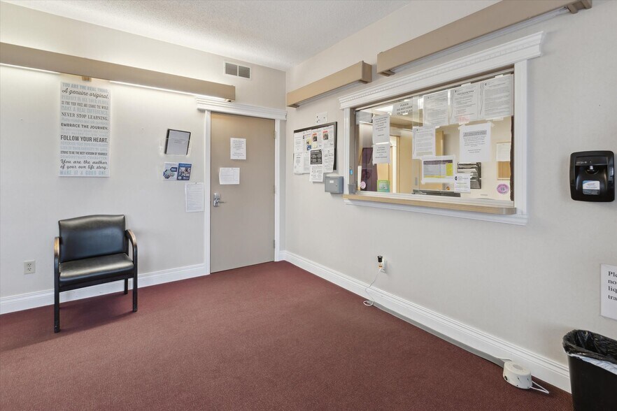 More Photos Of 615 S Euclid Ave, Bay City Medical For Sale