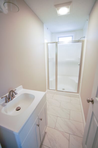 More Photos Of 5 Oak St, Middleborough Apartments For Sale