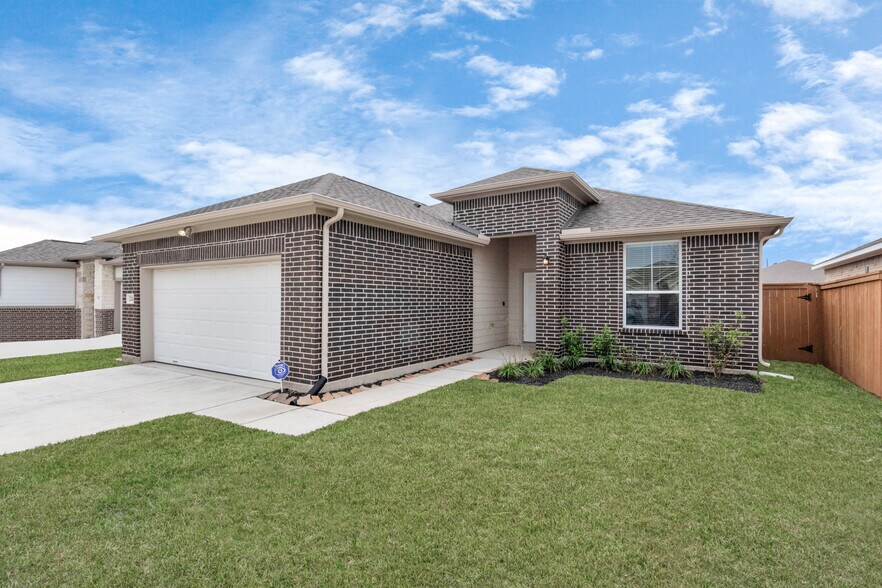 More Photos Of 10211 Alpine Lake Ln, Rosharon Apartments For Sale