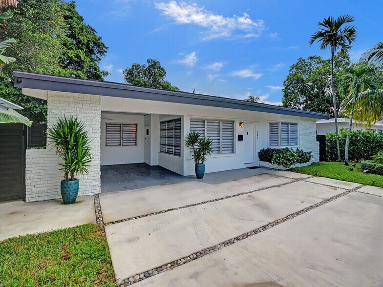 More Photos Of 281 NE 112th St, Miami Light Distribution For Sale