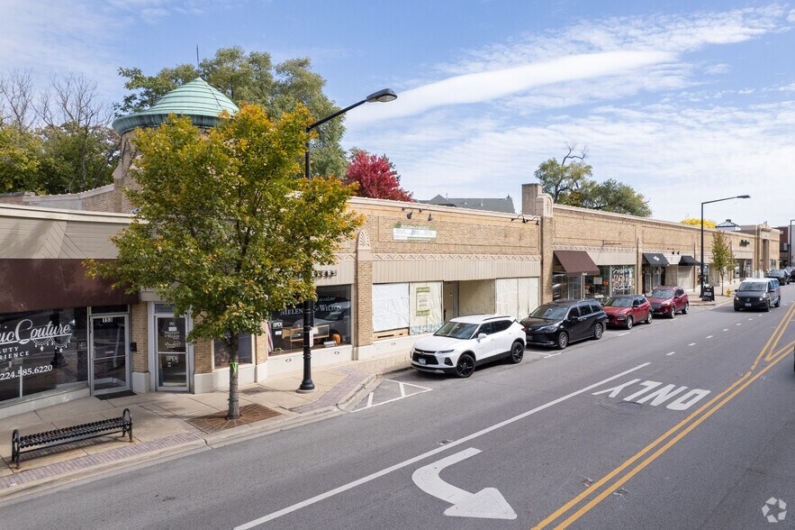 Primary Photo Of 127-157 N Northwest Hwy, Park Ridge General Retail For Sale