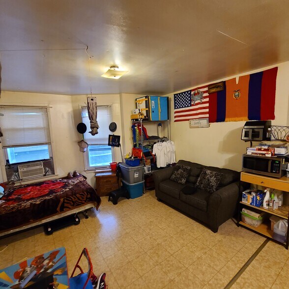 More Photos Of 660 Mount Prospect Ave, Newark Storefront Retail Residential For Sale