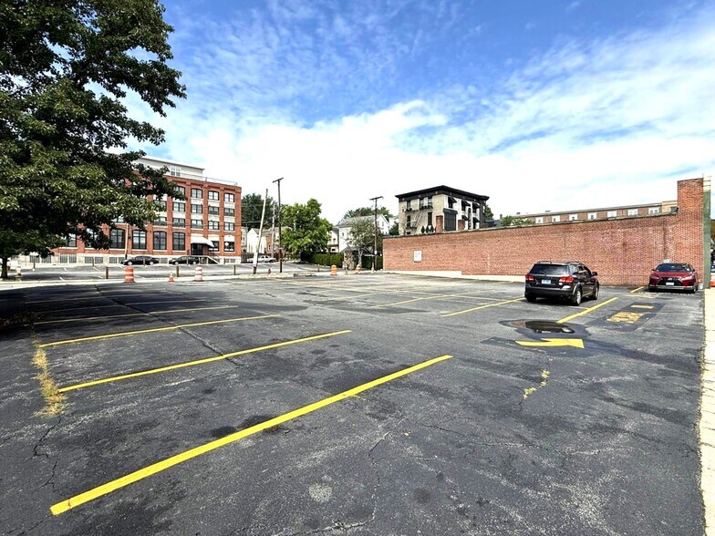 More Photos Of 259 Main st, Woonsocket Restaurant For Sale