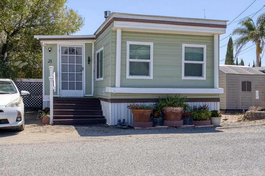 More Photos Of 4222 Lelia Dr, Rio Vista Manufactured Housing Mobile Home Park For Sale