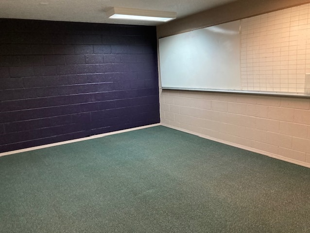More Photos Of 601 E 44th St, Garden City Warehouse For Lease
