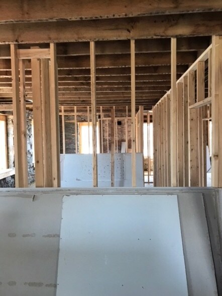 More Photos Of 313 Main St, Red Hill Restaurant For Lease