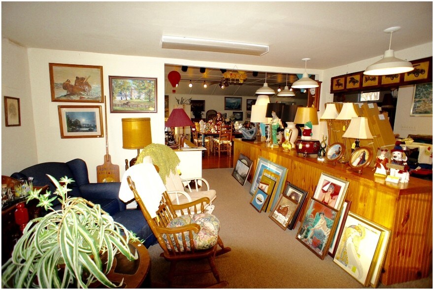 More Photos Of 1274 State Route 31, Lebanon Storefront Retail Residential For Sale