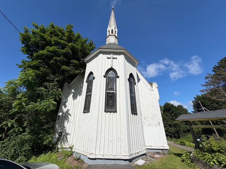More Photos Of 103 Spring St, Dexter Religious Facility For Sale