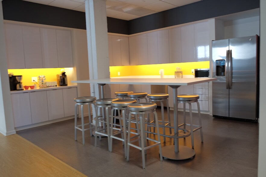 More Photos Of 925 15th St NW, Washington Office For Lease