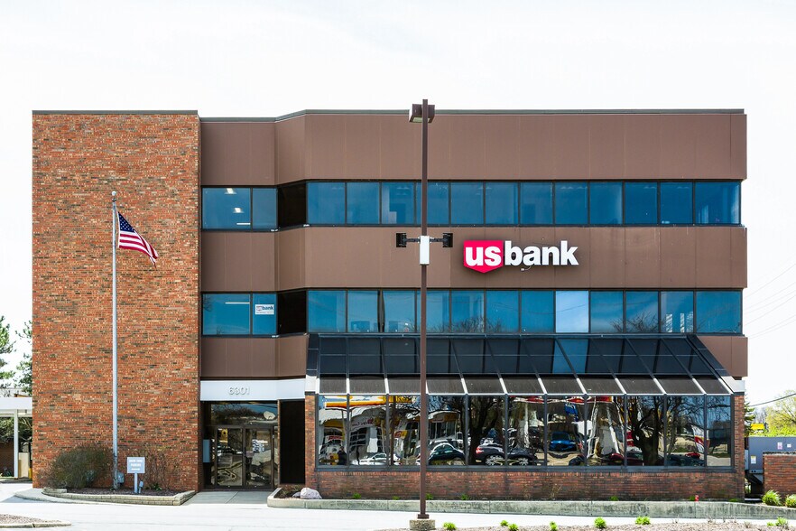 More Photos Of 6301 S Cass Ave, Westmont Office For Lease