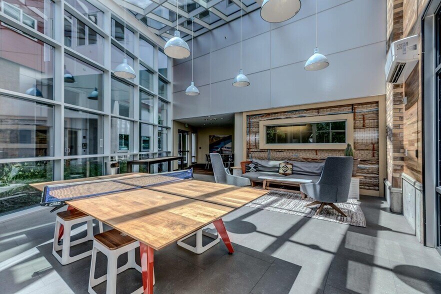 More Photos Of 1280 Harrison St, Seattle Apartments For Lease