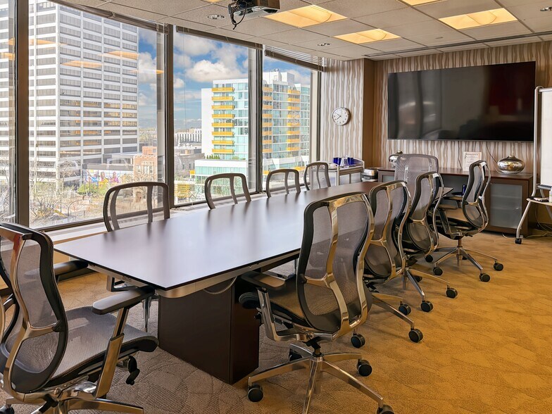 Primary Photo Of 1603 Orrington Ave, Evanston Coworking Space
