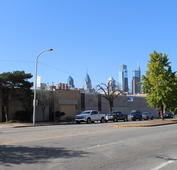 More Photos Of 606-622 Spring Garden St, Philadelphia Light Distribution For Lease