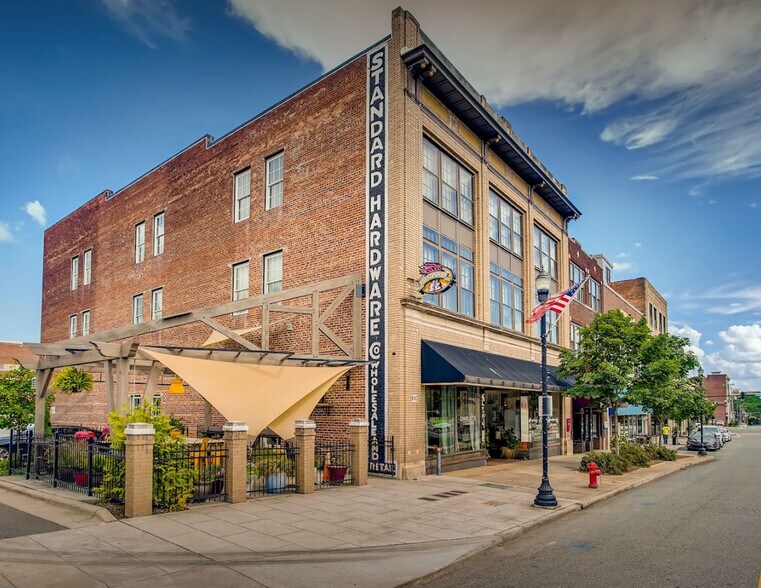 Primary Photo Of 148-162 S South St, Gastonia Storefront Retail Office For Lease