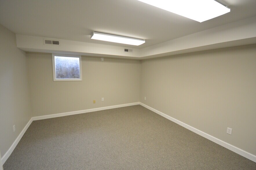 More Photos Of 138 S Cherry St, Winston-Salem Office For Lease