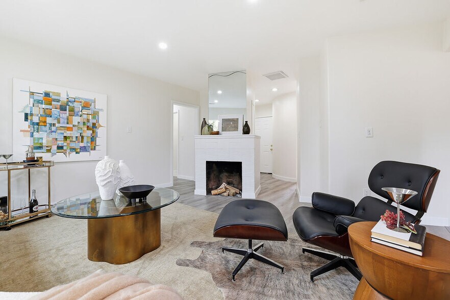 More Photos Of 10718 Valley Spring Ln, North Hollywood Multifamily For Sale