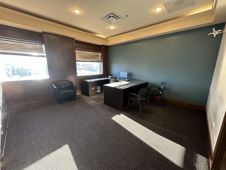 More Photos Of 502 Court St, Utica Office Residential For Lease