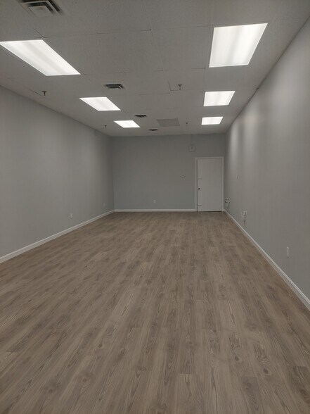 More Photos Of 35 Lowell St, Wilmington Storefront For Lease