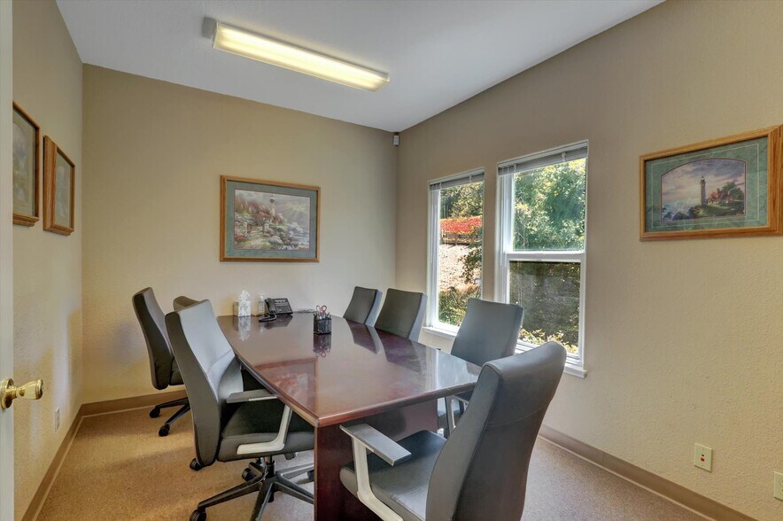 More Photos Of 231 E Main St, Grass Valley Office For Sale