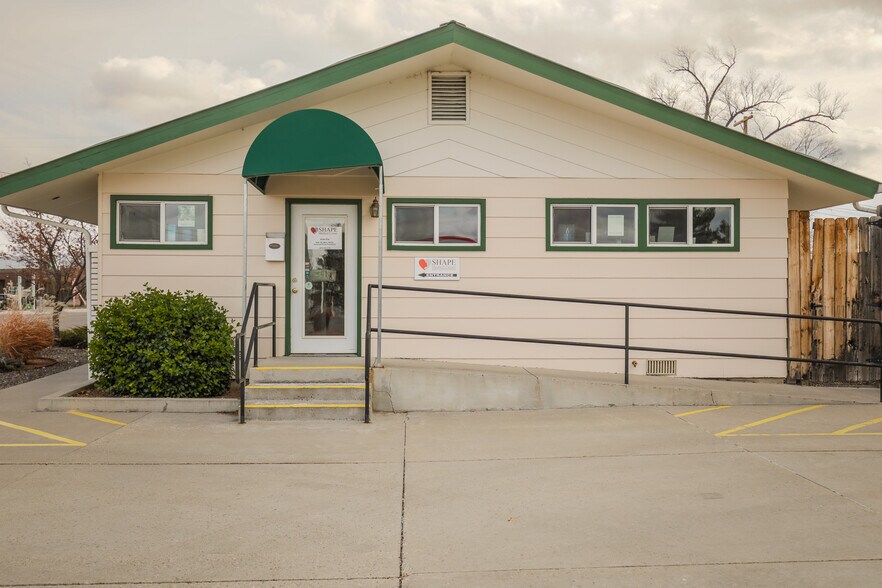 More Photos Of 1020 S Townsend Ave, Montrose Storefront Retail Office For Sale