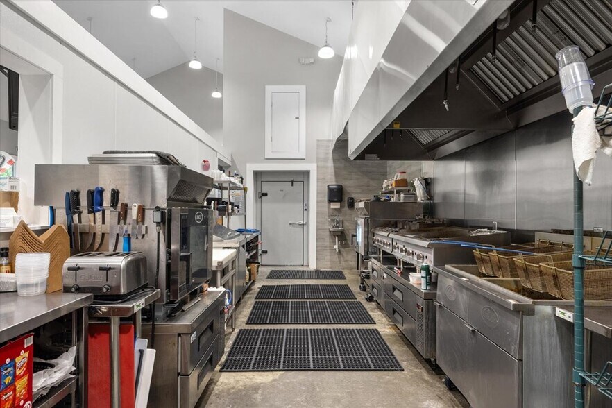 More Photos Of 2130 Stone Rd, Cape Charles Restaurant For Sale