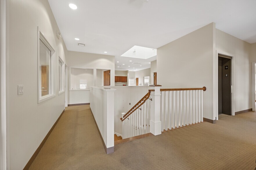 More Photos Of 76 Tokeneke Rd, Darien Office For Lease