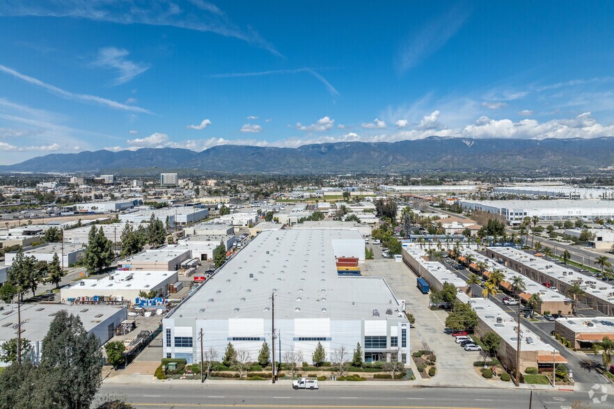 More Photos Of 270 E Central Ave, San Bernardino Distribution For Lease