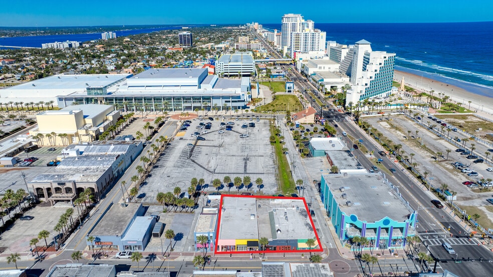Primary Photo Of 815-823 Main St Beach, Daytona Beach General Retail For Sale