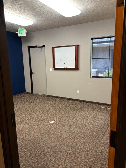 More Photos Of 3724 N Plantation River Dr, Boise Office For Sale