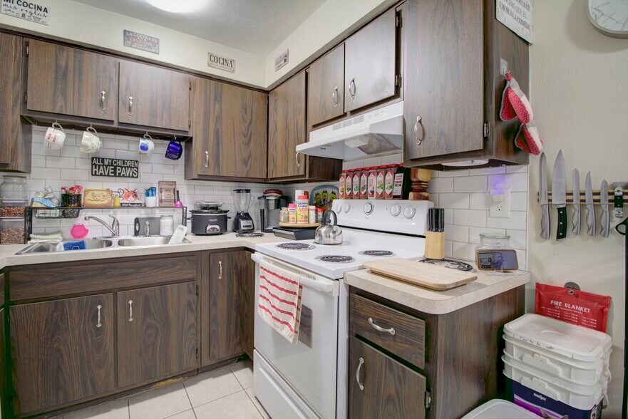 More Photos Of 1505-1525 Herbert Dr, Lorain Apartments For Sale