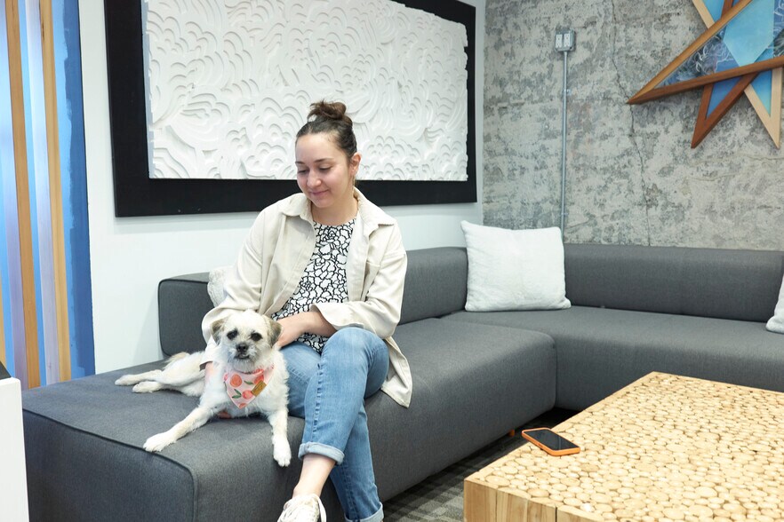 More Photos Of 1528 Webster St, Oakland Office For Lease