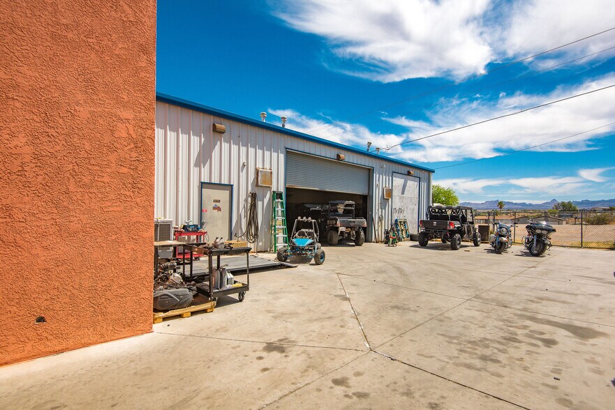 More Photos Of 2106 Highway 95, Bullhead City Auto Dealership For Sale