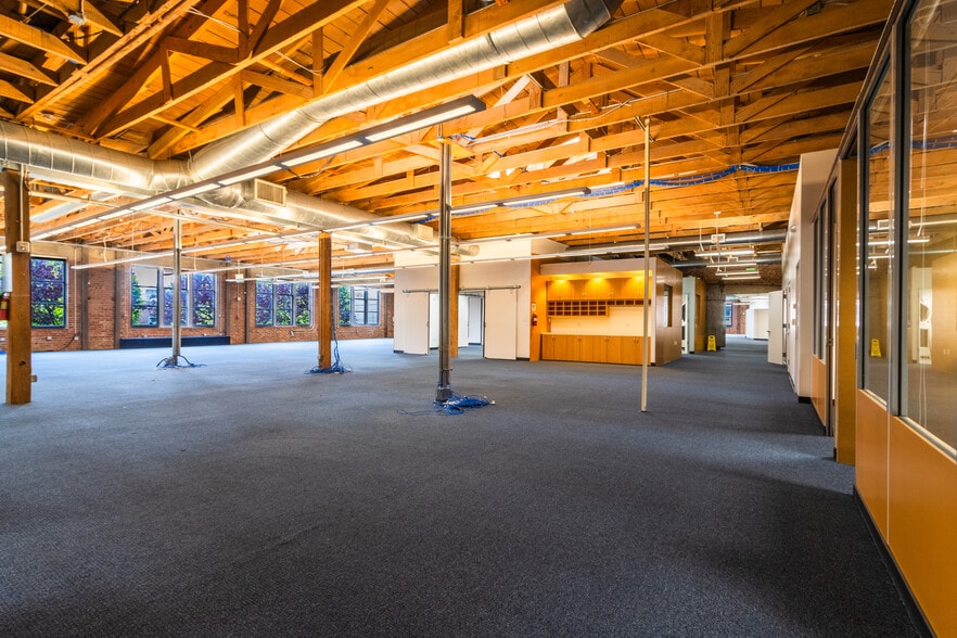 More Photos Of 534-548 4th St, San Francisco Office For Lease