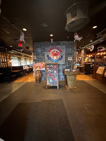 More Photos Of 4050 NW Federal Hwy, Jensen Beach Restaurant For Sale