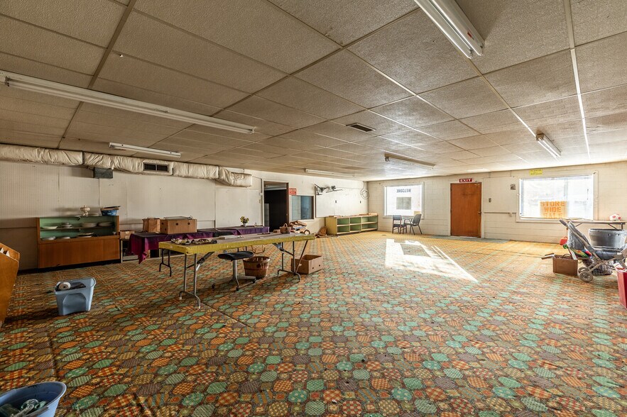 More Photos Of 400 Highway 22, Clifton Storefront Retail Office For Lease