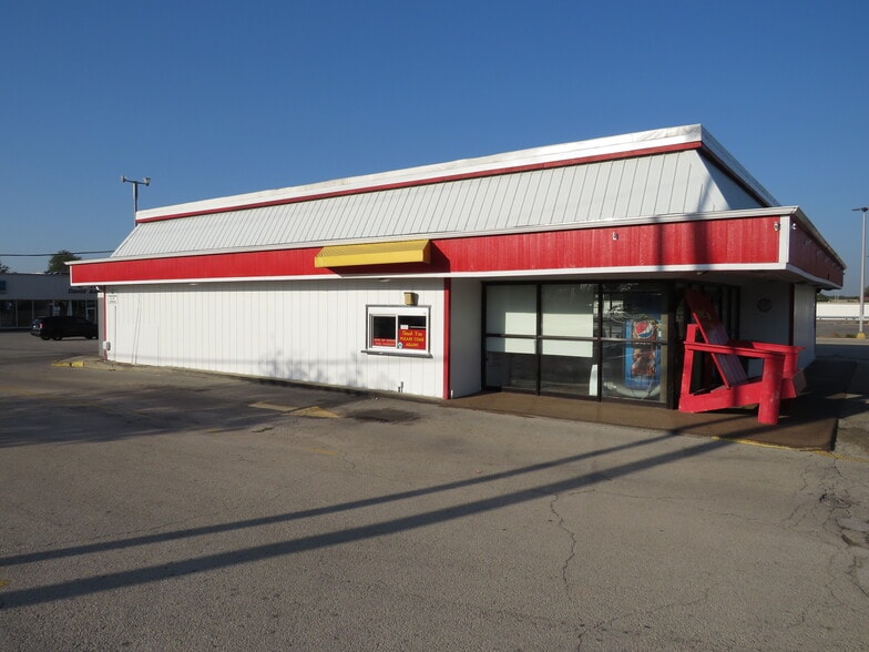 More Photos Of 2600 W Jefferson St, Joliet Fast Food For Sale