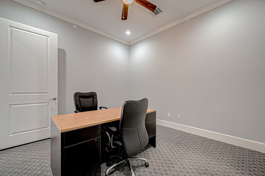 More Photos Of 18514 Green Land Way, Houston Medical For Lease