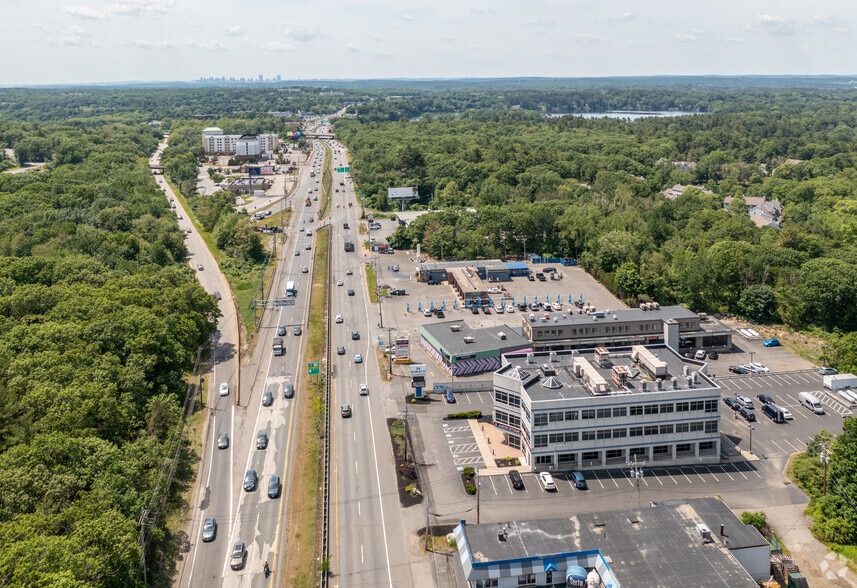 More Photos Of 84 Newbury St, Peabody Office For Lease