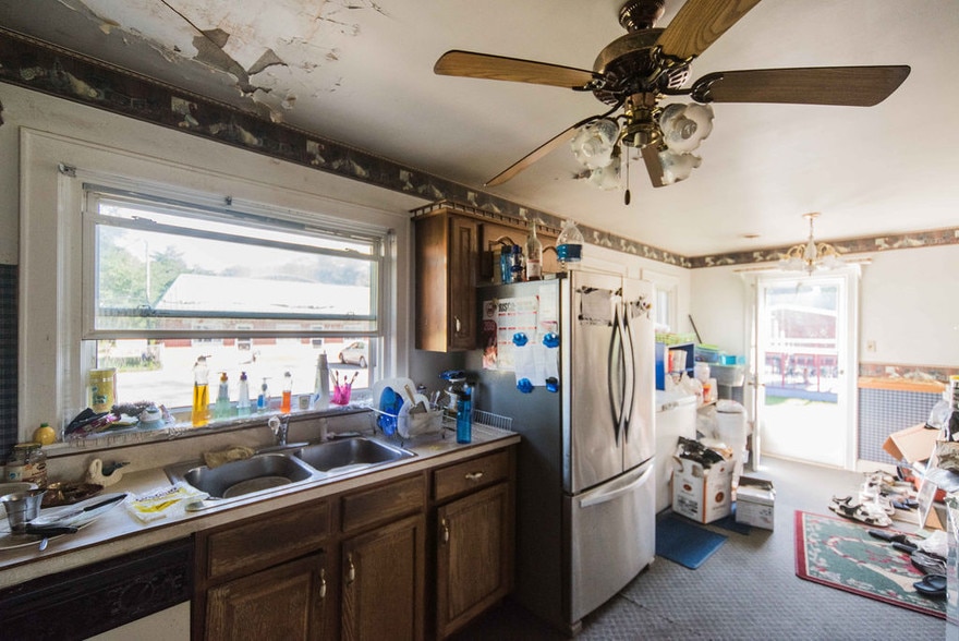 More Photos Of 225 Sturgis Rd, Marion Hotel For Sale