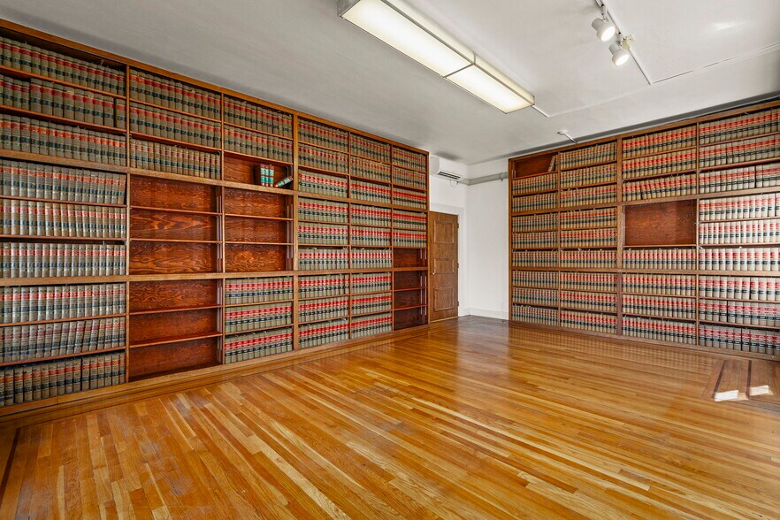 More Photos Of 421 Court St, Reno Office For Lease