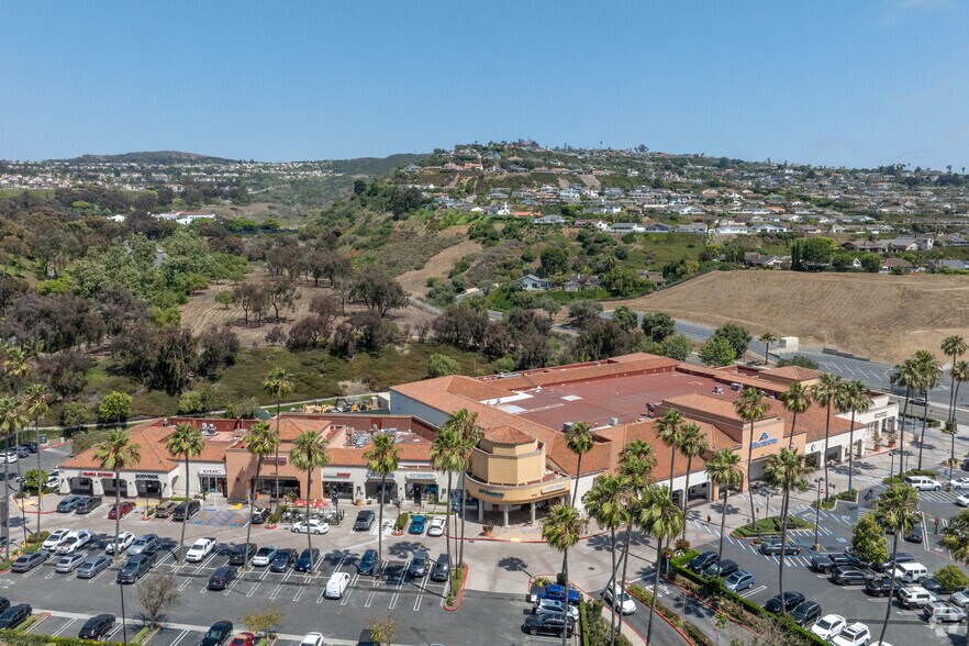 More Photos Of 802-806 Avenida Pico, San Clemente General Retail For Lease