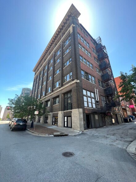 More Photos Of 1000 Broadway Blvd, Kansas City Loft Creative Space For Lease