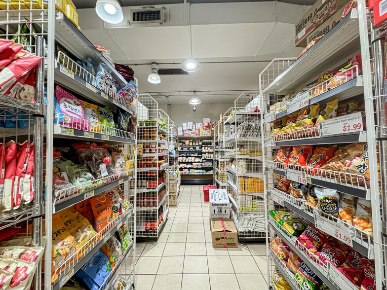 More Photos Of 14206 41st Ave, Flushing Supermarket For Lease