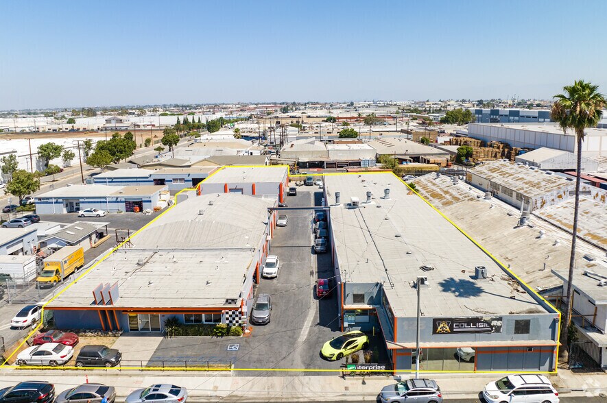 Primary Photo Of 115-123 E Gardena Blvd, Gardena Service For Sale
