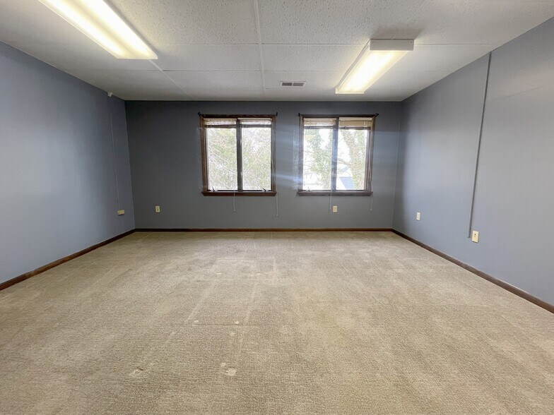 More Photos Of 4402 Peach St, Erie Office For Lease