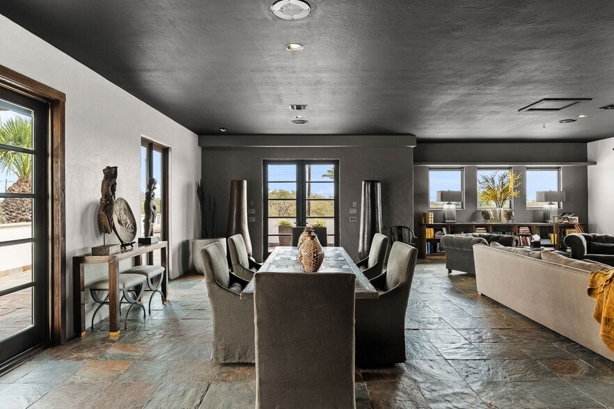 More Photos Of 1703 Highway 35 S, Rockport Office Residential For Sale