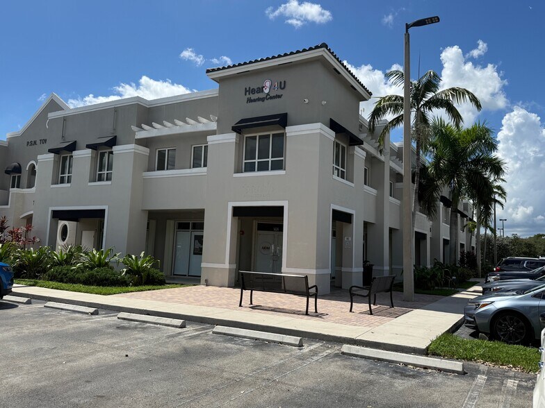 Primary Photo Of 17680 NW 78th Ave, Hialeah Storefront For Lease