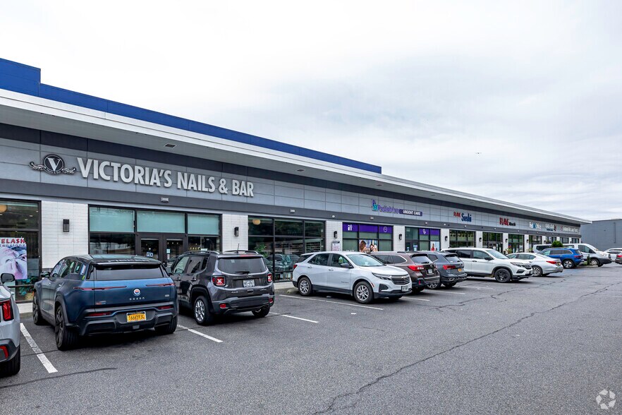 More Photos Of 5740 Broadway, Bronx Storefront For Lease