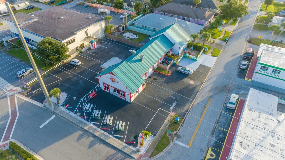 More Photos Of 7900 N Atlantic Ave, Cape Canaveral General Retail For Lease